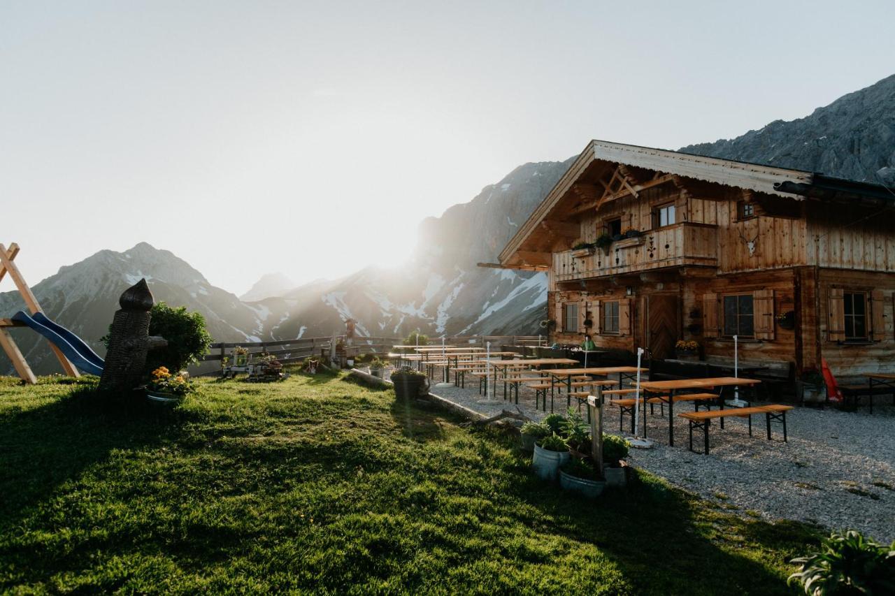 Seefeld-Lodge Seefeld in Tirol Exterior photo